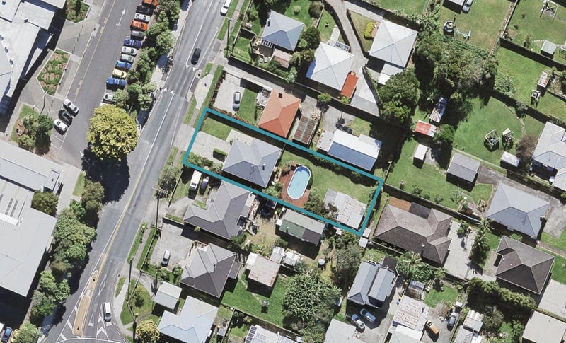 43 Archibald Road, Kelston, Auckland - Carousel 1