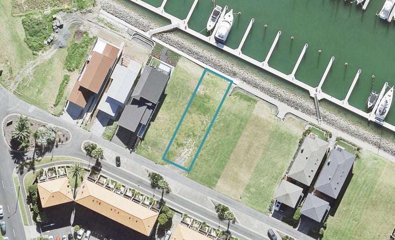 15 Rue D' Amarres, GULF HARBOUR, WHANGAPARAOA - Carousel 1
