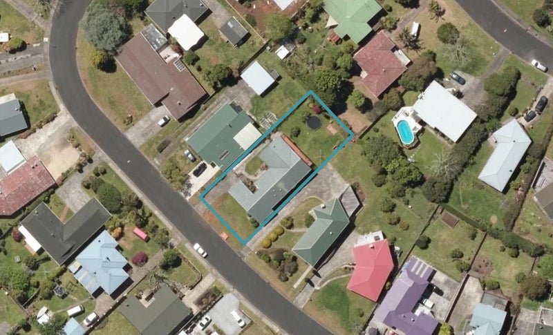 38 Crawford Crescent, Kamo, Whangarei - Carousel 1