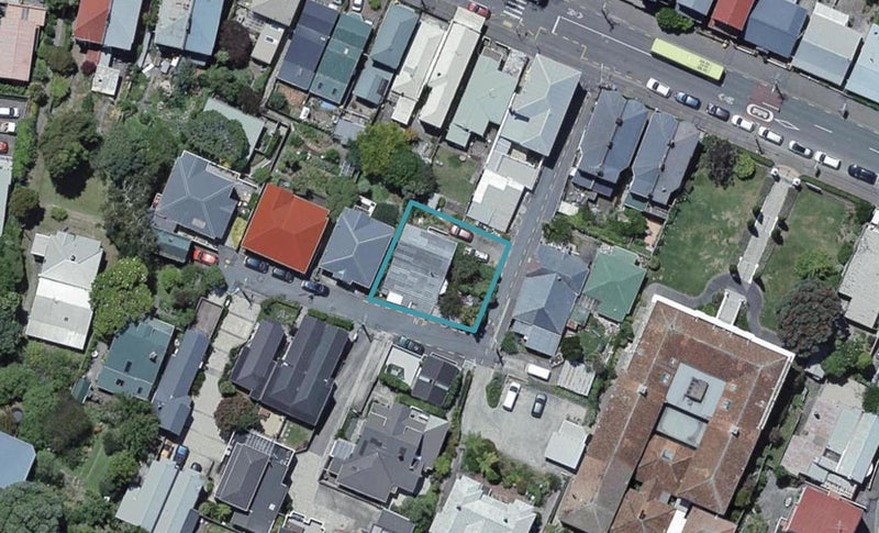 2 Boston Terrace, Aro Valley, Wellington - Carousel 1