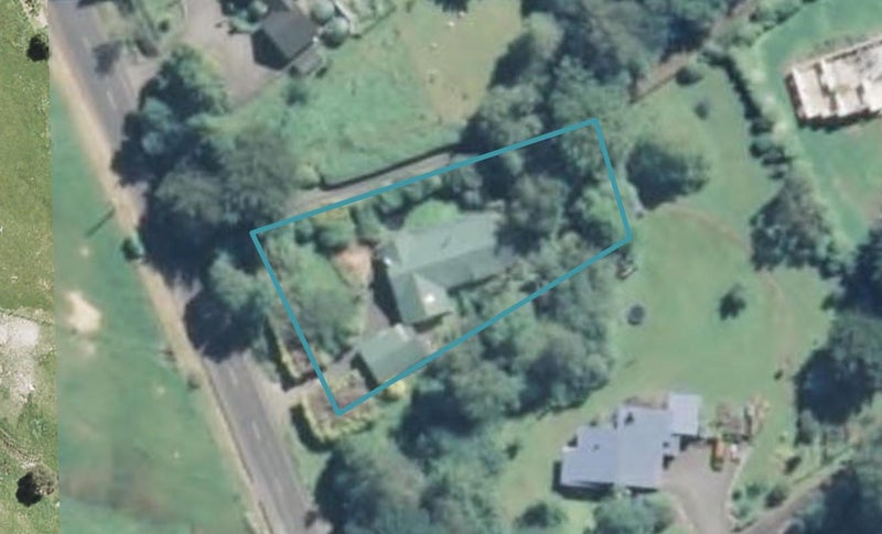 1033 Blue Mountains Road, Blue Mountains, Upper Hutt - Carousel 1