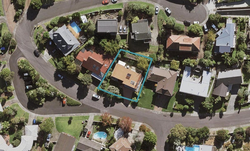 9 Puawai Place, Northcote, Auckland - Carousel 1