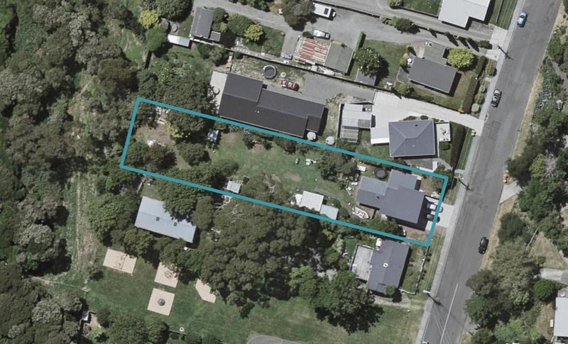 37 Leinster Avenue, Raumati South, Paraparaumu - Carousel 1