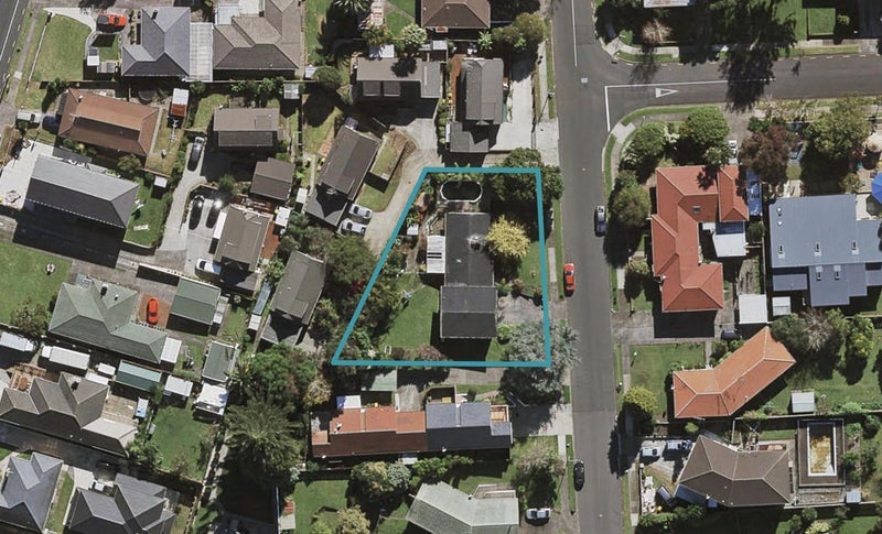 11 Tutere Road, Papatoetoe, Auckland - Carousel 1