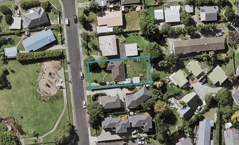 21 Seine Road, Forrest Hill, Auckland - Carousel 1
