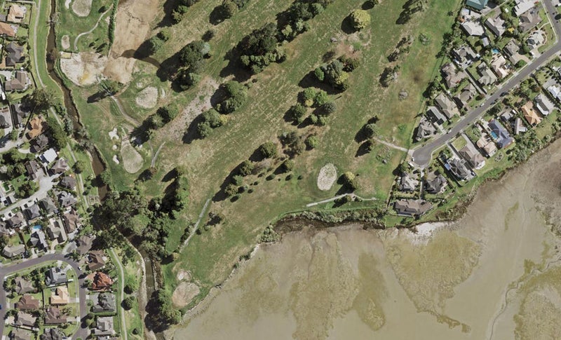 115 Waituarua Drive, Takanini, Auckland - Carousel 1