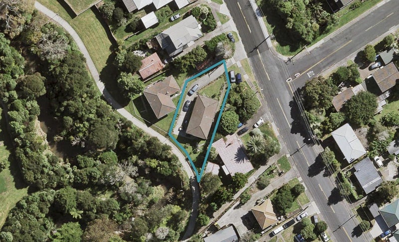 135 Millbrook Road, Sunnyvale, Auckland - Carousel 1