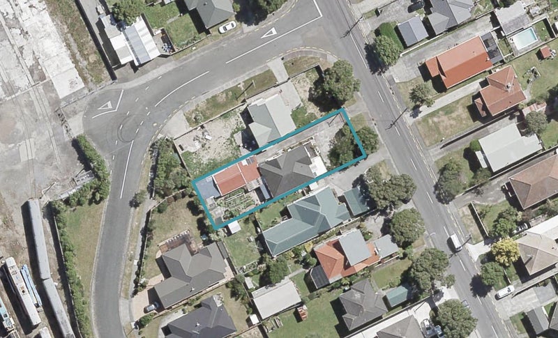 75 Bell Road, Waiwhetu, Lower Hutt - Carousel 1