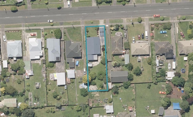 14 Wakefield Street, Whanganui East, Whanganui - Carousel 1