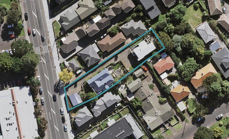 1/702 Manukau Road, Royal Oak, Auckland - Carousel 1