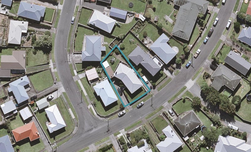 29 Rosendale Avenue, Spotswood, New Plymouth - Carousel 1