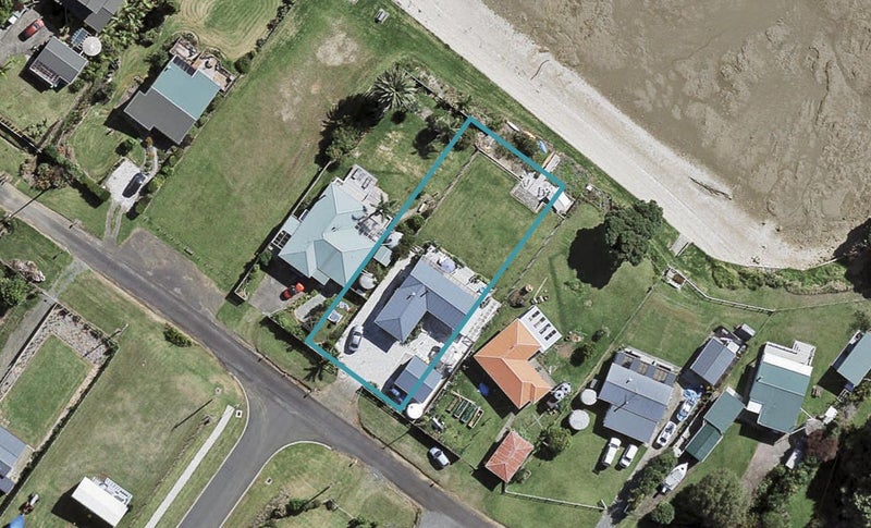 28 Sergeant Road, Waiuku - Carousel 1