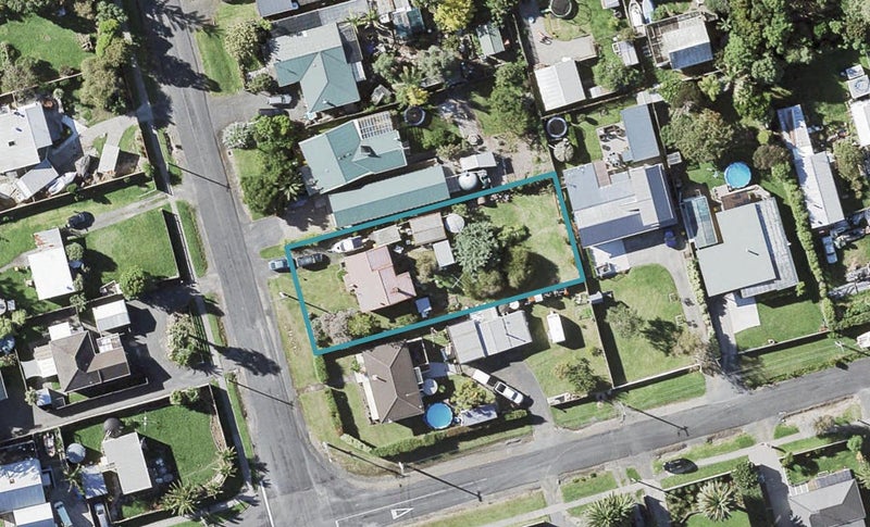 45 Bell Road, Beachlands, Auckland - Carousel 1