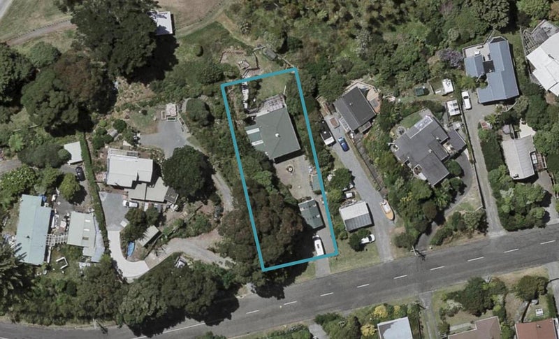 61 Makora Road, Otaihanga, Paraparaumu - Carousel 1