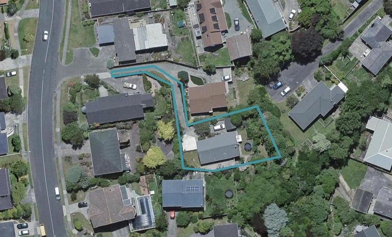 58 Oriel Avenue, Tawa, Wellington - Carousel 1