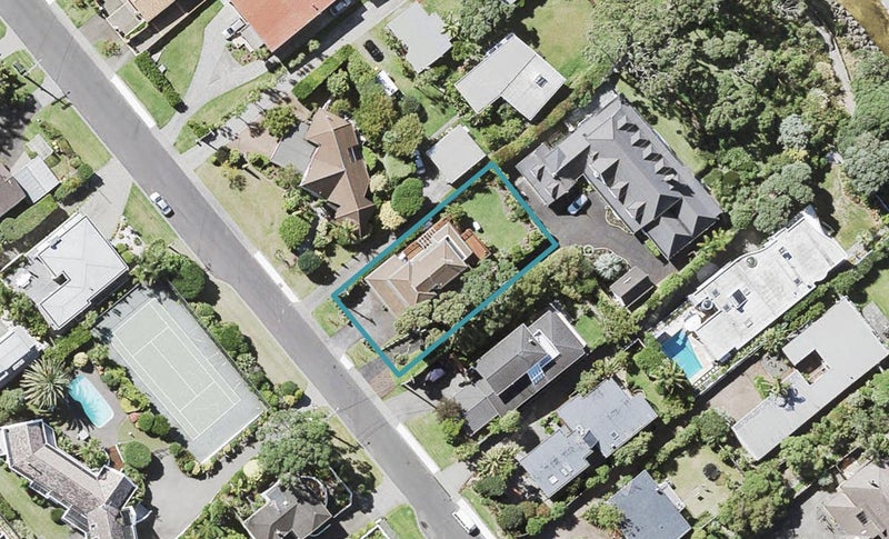 23A Bournemouth Terrace, Murrays Bay, Auckland - Carousel 1