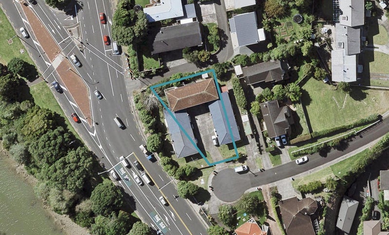 30 Bridge Street, Panmure, Auckland - Carousel 1