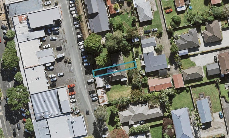 4/2 Rimu Road, Mangere Bridge, Auckland - Carousel 1