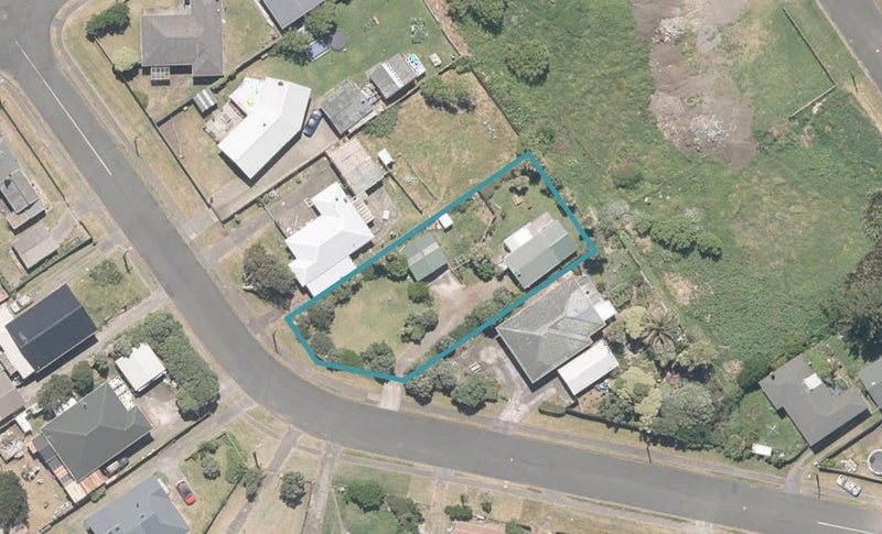 16 Ashton Terrace, Castlecliff, Whanganui - Carousel 1