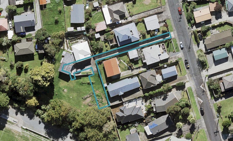 1/62 Titoki Street, Te Atatū Peninsula, Auckland - Carousel 1