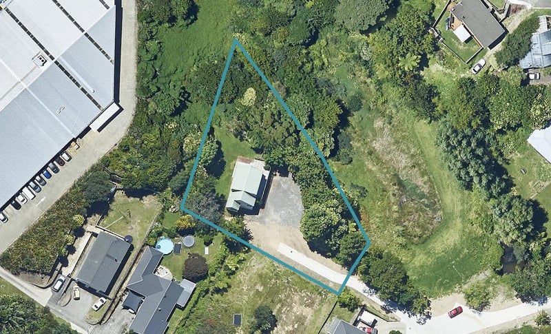37A Courtney Road, Gate Pa, Tauranga - Carousel 1