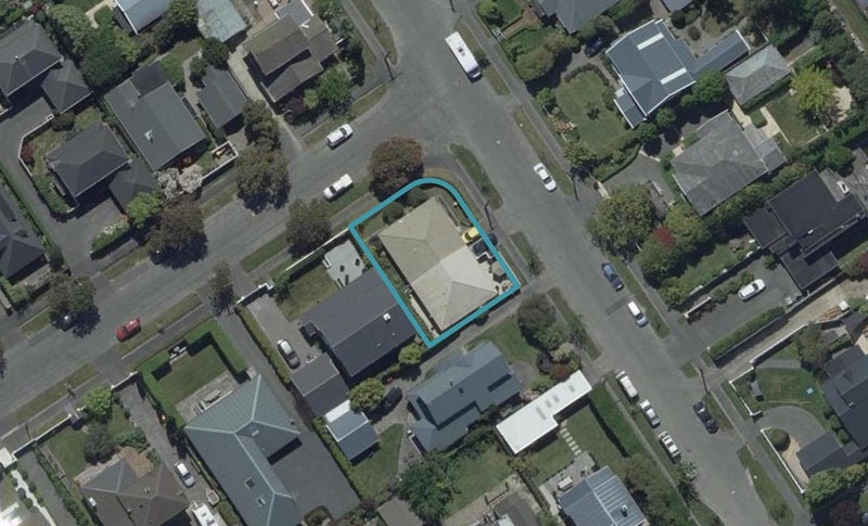 1/18 St Andrews Square, Strowan, Christchurch - Carousel 1
