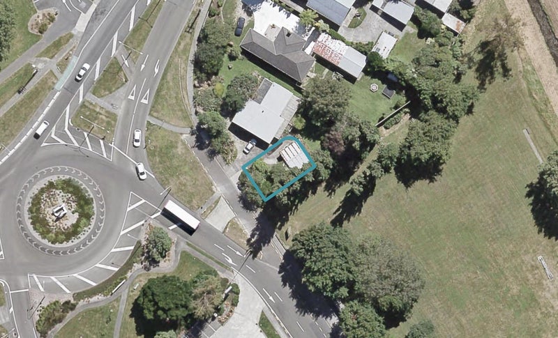 3A Stokes Valley Road, Stokes Valley, Lower Hutt - Carousel 1