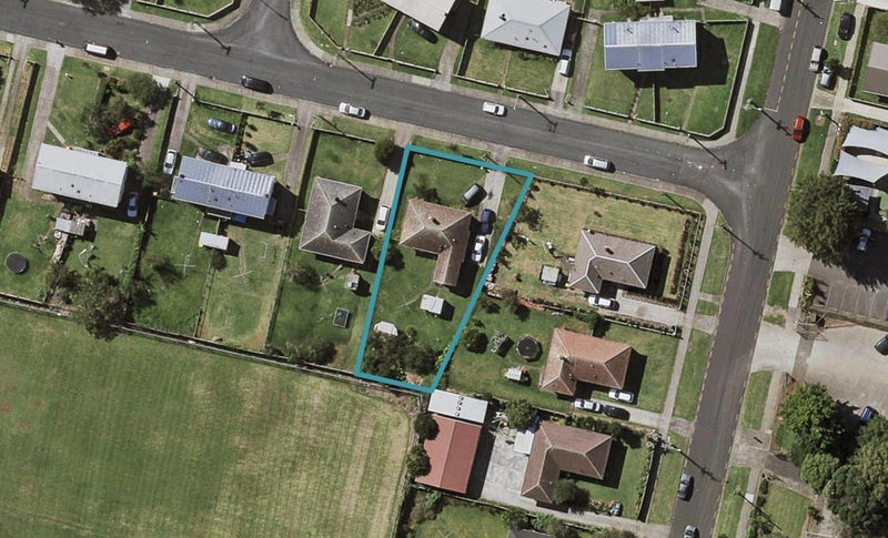 4 Franich Street, Otara, Auckland - Carousel 1