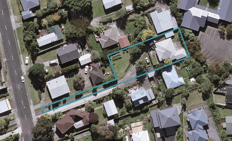 33 Lorna Street, Lynmouth, New Plymouth - Carousel 1