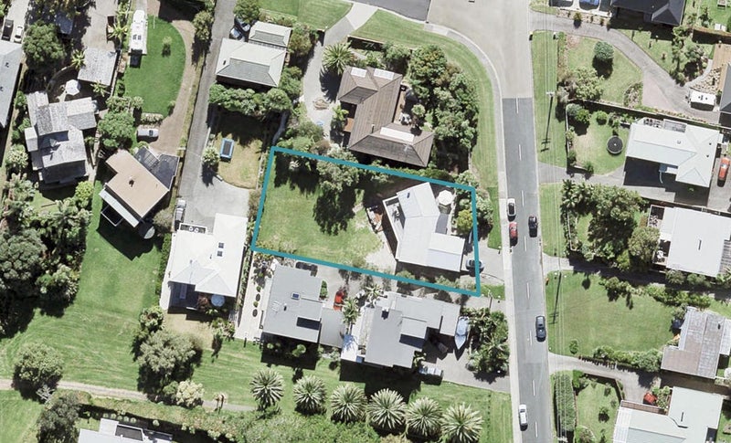 44 Tindalls Bay Road, Tindalls Beach, Whangaparaoa - Carousel 1
