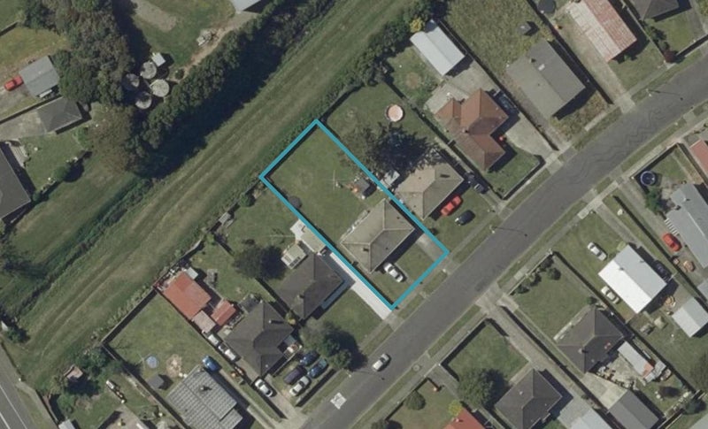 9 Brighton Crescent, Highbury, Palmerston North - Carousel 1