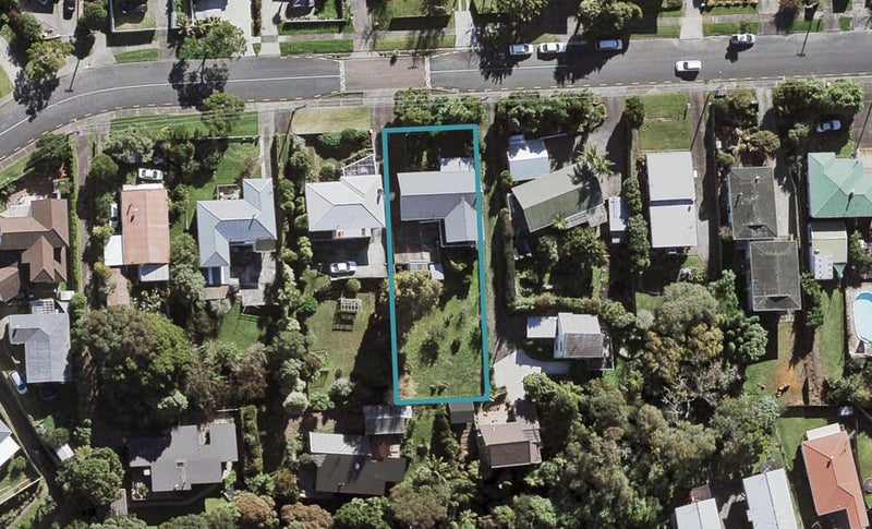 30 Peach Road, Glenfield, Auckland - Carousel 1