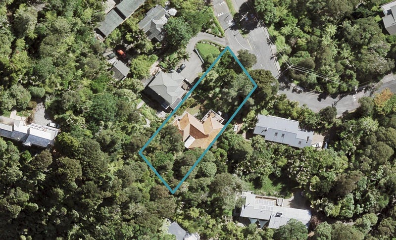 38 Kohu Road, Titirangi, Auckland - Carousel 1