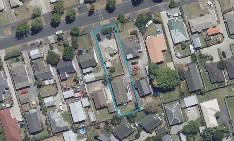 52 Claude Street, Fairfield, Hamilton - Carousel 1
