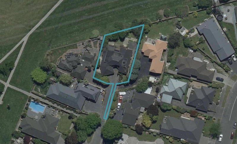 10 Arundel Gate, Avonhead, Christchurch - Carousel 1