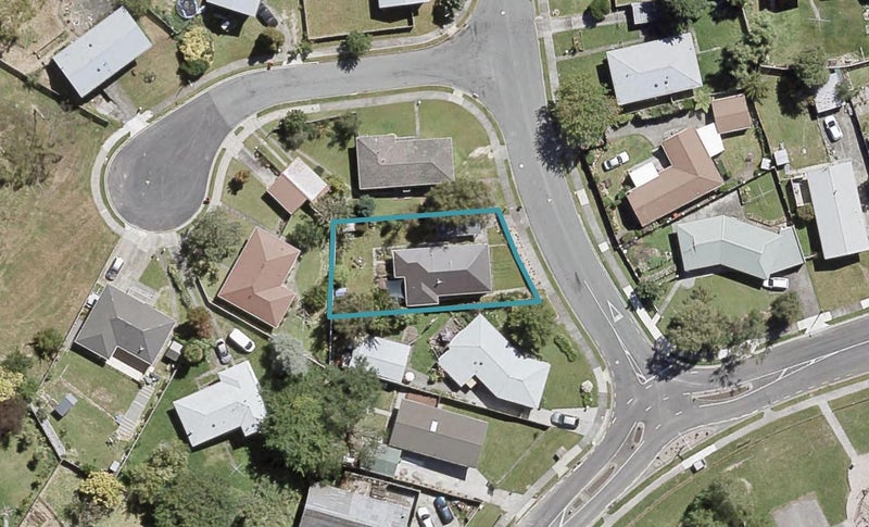 3 Speargrass Grove, Timberlea, Upper Hutt - Carousel 1