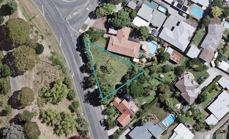 81 Puketapu Road, TARADALE, NAPIER - Carousel 1