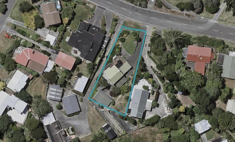 44 Makora Road, Otaihanga, Paraparaumu - Carousel 1
