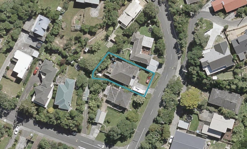 97 Normandale Road, Normandale, Lower Hutt - Carousel 1