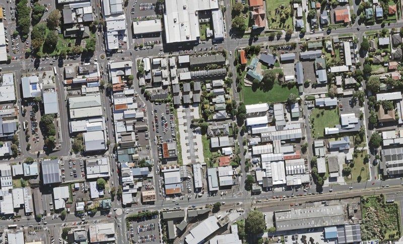 2/0 Galway Street, Onehunga, Auckland - Carousel 1