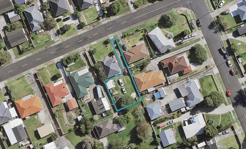 2A Hooks Road, Manurewa, Auckland - Carousel 1