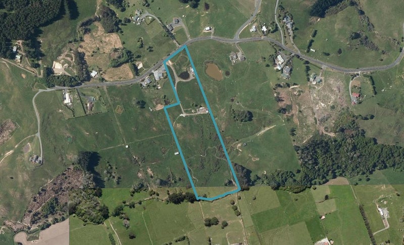 201 Valley View Road, Otaika, Whangārei - Carousel 1