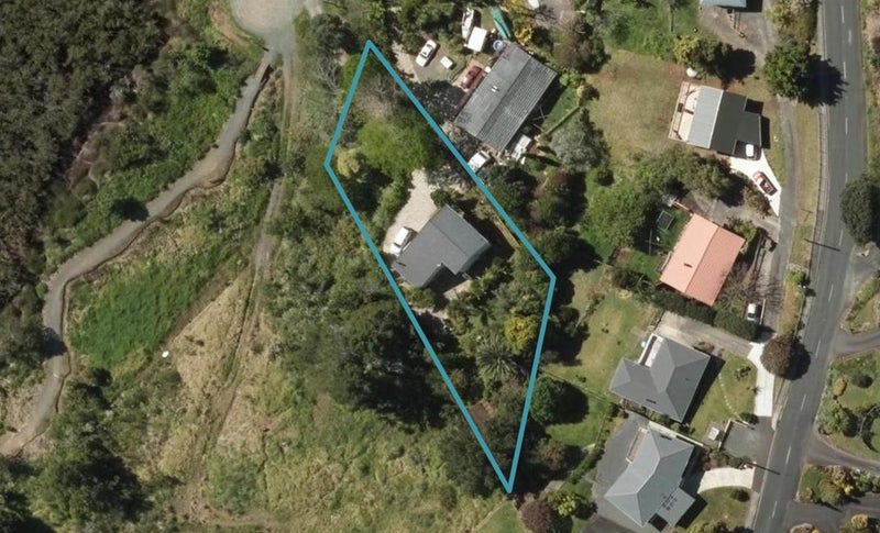 25 Waimahanga Road, Onerahi, Whangarei - Carousel 1