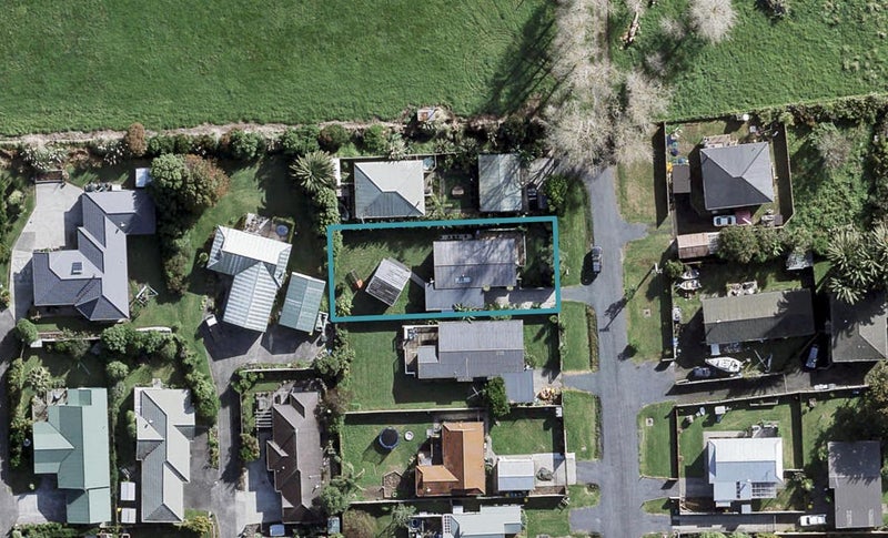 7 Mary Keane Lane, Parakai, Helensville - Carousel 1