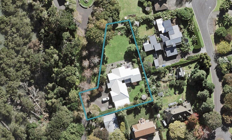 70 Churchouse Road, Greenhithe, Auckland - Carousel 1