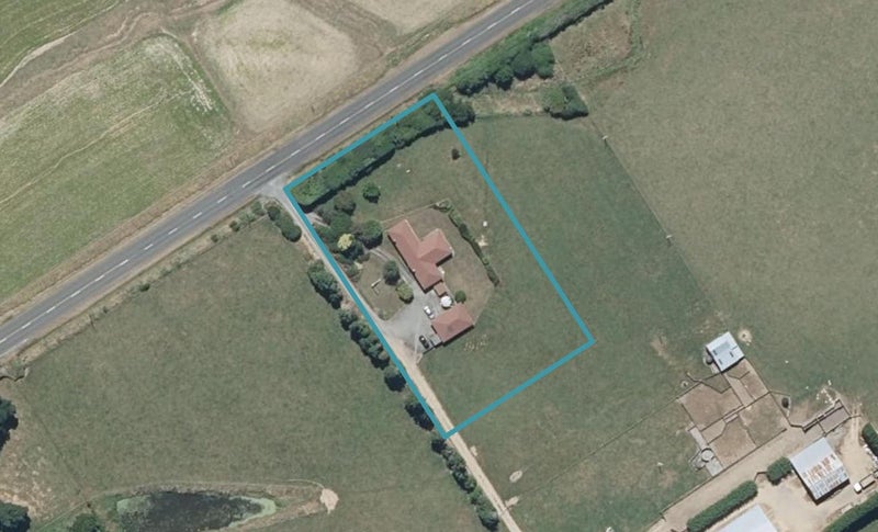 2144 Kimbolton Road, Kiwitea, Feilding - Carousel 1