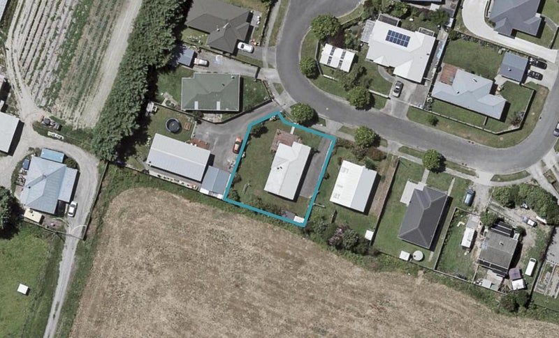 68 Matene Street, Otaki - Carousel 1