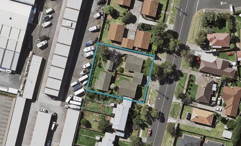 3/84 Pilkington Road, Panmure, Auckland - Carousel 1