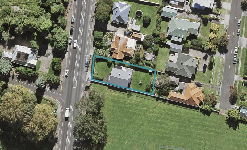 1/942 Mount Eden Road, Three Kings, Auckland - Carousel 1