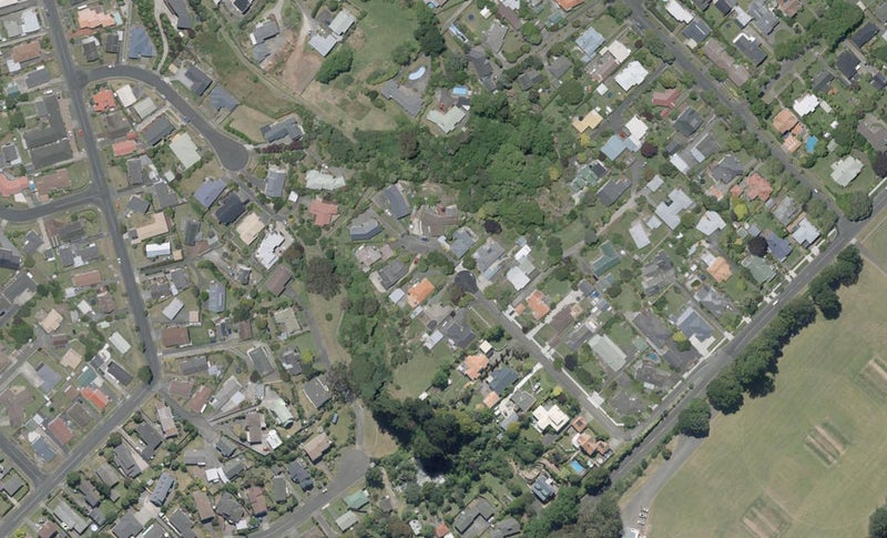17 Tregarth Street, Saint Johns Hill, Whanganui - Carousel 1